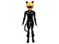 Une poupée de Cat Noir de la série Miraculous.