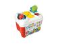 Un Clementoni Soft Clemmy Activity Bucket rouge avec des blocs de couleurs.