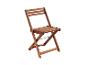 Une chaise pliante en bois.
