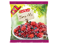 Mélange de baies surgelées dans un sac XXL, avec l'étiquette « Berry Mix » et les instructions de cuisson.