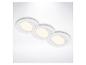 Trois spots LED encastrables blancs BRILONER avec une lumière chaude.