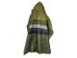 Poncho et capuche matelassés vert olive à rayures.