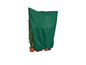 Housse de protection verte pour plantes en pot.