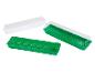 Bac de semis vert avec couvercle transparent.