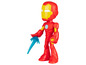 Une figurine Iron Man avec un rayon d'énergie bleu.
