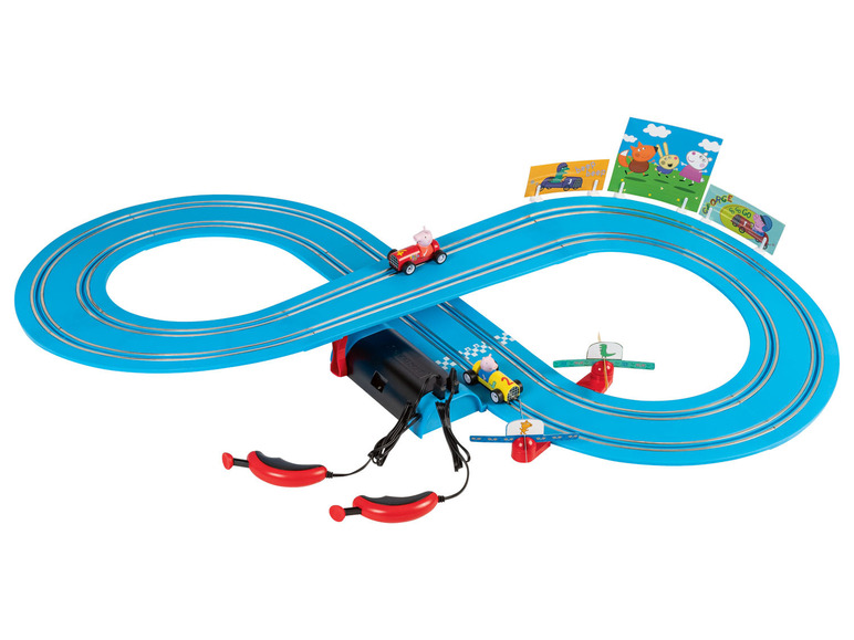 Circuit de course Peppa Pig avec deux voitures et un pont.