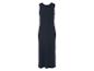 Robe longue noire, style minimaliste.