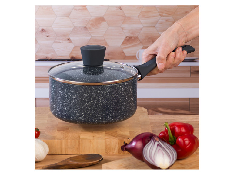 Aller en mode plein écran : Russell Hobbs Wok, casserole à manche, sauteuse ou casserole, Aluminium Nightfall Collection Blue Marble  - Image 26