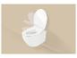 Abattant de toilettes à fermeture douce en mouvement sur fond beige