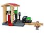 Train en bois avec wagon, gare et figurine