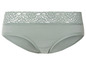 Une paire de culottes vertes en dentelle.