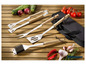 Ensemble d'outils de barbecue avec des poignées en bois, y compris une pince, une spatule, une fourchette et une brosse d'Esmeyer.