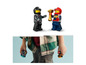 Figurines Lego avec des voitures de course et un trophée