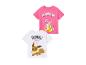 Deux t-shirts Pokémon pour enfants : un rose avec Pikachu et un blanc avec un Évoli.