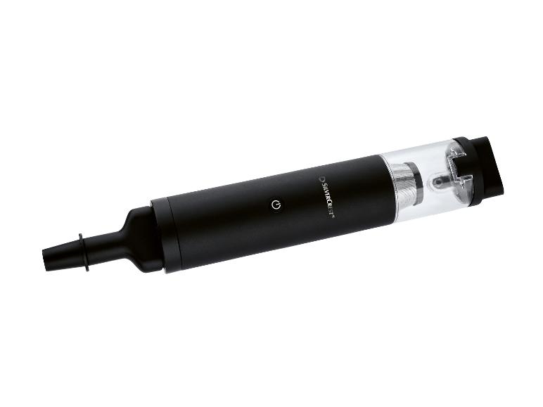 Aérateur de vin électrique SilverCrest noir avec une partie transparente et un bouton d'alimentation.