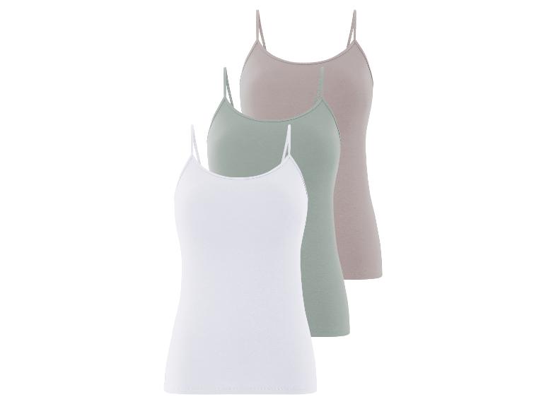 Trois débardeurs basiques en blanc, gris et vert.