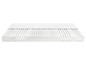 Un matelas blanc avec une couche supérieure en mousse.
