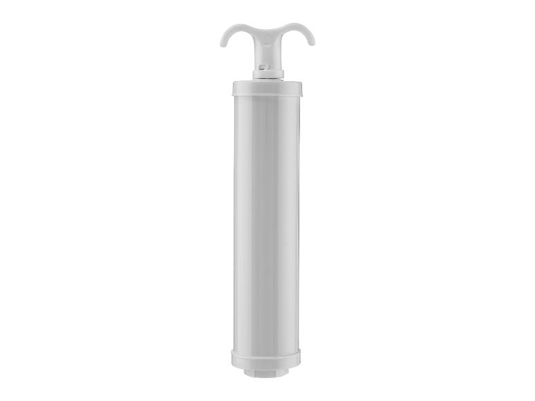 Pompe à vide manuelle blanche pour emballage sous vide.