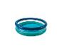 Piscine gonflable avec deux anneaux bleus et turquoises, remplie d'eau.