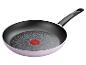 Poêle Tefal rose pâle avec revêtement antiadhésif.