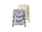 Deux t-shirts à manches longues : un rayé et un crème.