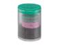 Un récipient transparent avec un couvercle vert rempli de papier abrasif et d'éponges abrasives.
