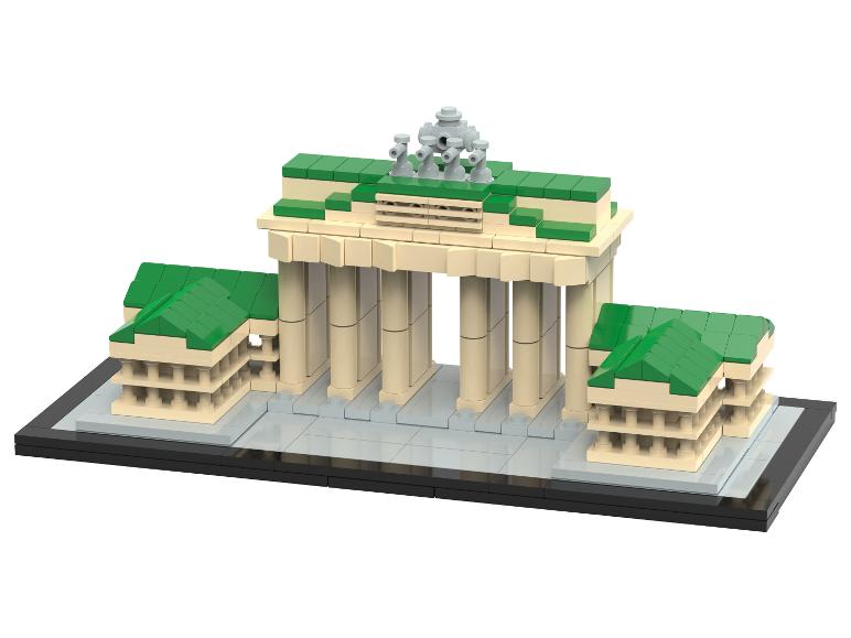 Maquette LEGO de la Porte de Brandebourg, avec toits verts et colonnes beiges.