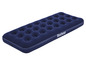 Un matelas pneumatique Bestway bleu pour le camping.
