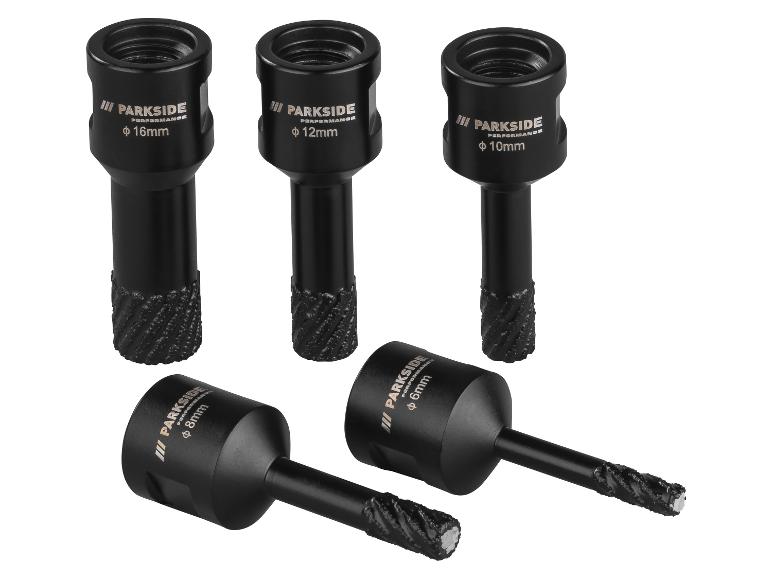 Ensemble de cinq forets noirs de différentes tailles pour le perçage.
