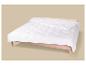 Couette chaude lavable LIVARNO®, 240 x 220 cm, sur un lit en bois
