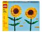 Ensemble LEGO avec deux tournesols jaunes, pour les enfants à partir de 8 ans.