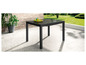 Une table de jardin noire avec un plateau en verre, parfaite pour le jardin.