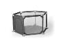 Parc pour bébé hexagonal gris avec parois en maille et une porte zippée