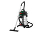 Un aspirateur Parkside avec un réservoir en métal et un tube télescopique.