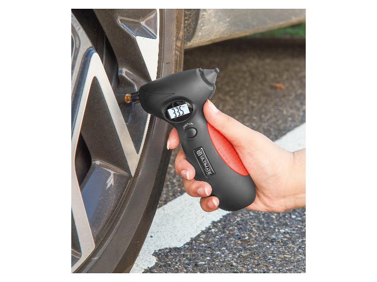 Manomètre numérique ULTIMATE SPEED affichant une pression de 33,5 PSI.