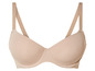 Un soutien-gorge beige avec des bretelles larges.