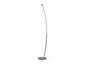 Un lampadaire argenté de forme incurvée.