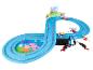 Une piste de course Peppa Pig avec deux voitures et deux manettes.
