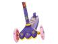 Trottinette enfant à trois roues violette avec accents jaunes et roues roses, avec des dinosaures.