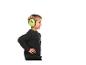 Enfant portant un casque anti-bruit vert, regardant à droite et souriant.