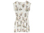 Une robe blanche à imprimé floral.