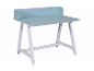 Bureau enfant bleu clair avec structure blanche.