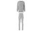 Pull-over gris et leggings pour femme.