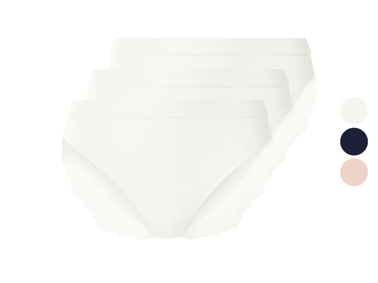 Trois culottes blanches pour femmes avec détails en dentelle, avec options de couleur : blanc, bleu marine, beige.
