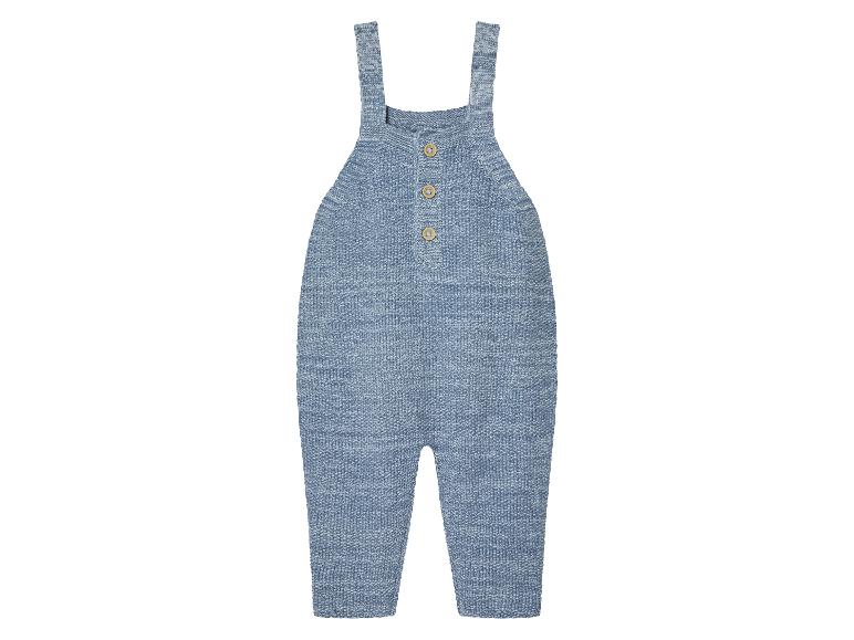 Combinaison en tricot bleu pour bébé.