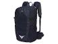 Un sac à dos de sport Crivit bleu avec des bretelles en mesh.