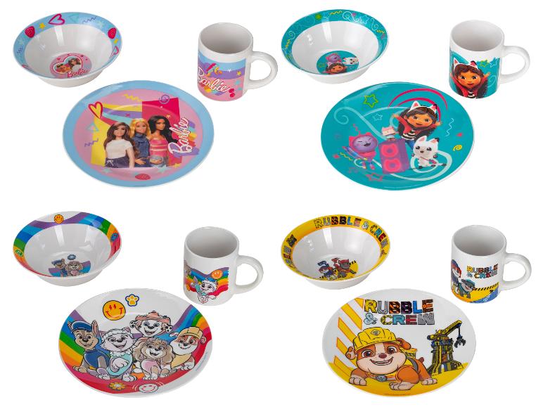 Ensemble de bols, assiettes et tasses sur les thèmes Barbie, Gabby's Dollhouse, Pat' Patrouille et Rubble & Crew.