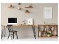 Bureau à domicile avec table en bois, ordinateur, chaise et étagères décoratives.