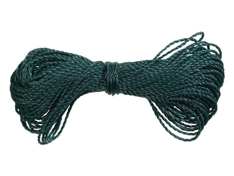 Corde de jardin verte enroulée