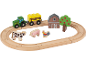 Circuit de train en bois avec tracteur, wagon, grange, arbre et animaux de la ferme.